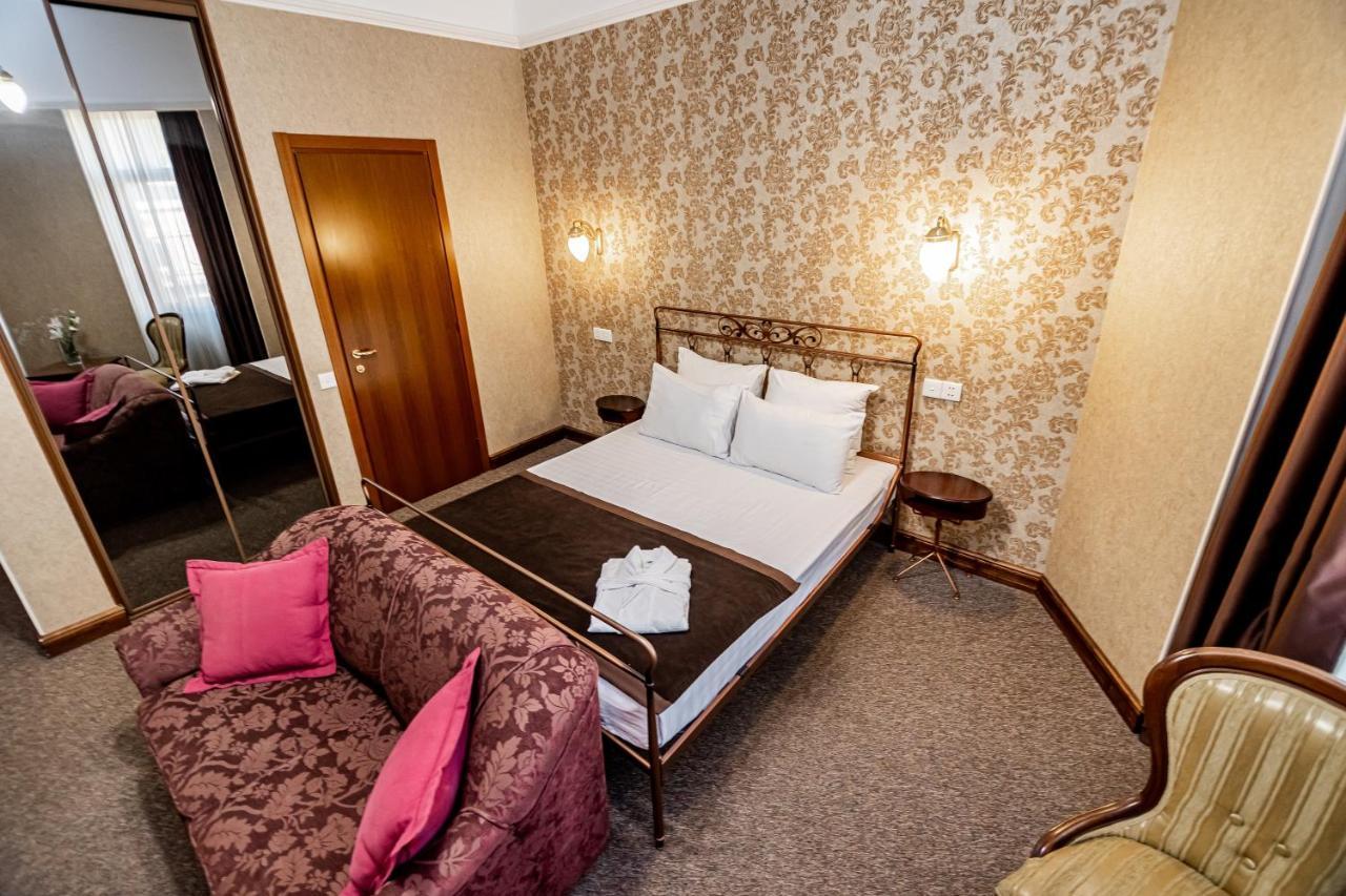 Boutique Hotel Villa Mtiebi Tbilisi Exterior photo